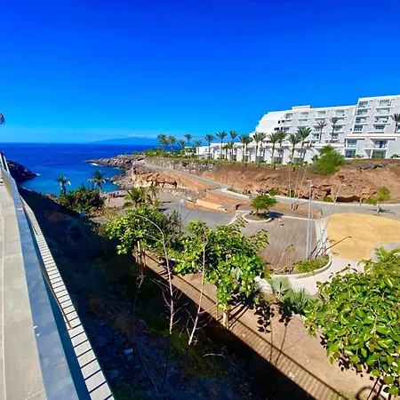Kristine Nicole Club Paraiso Seaview Lejlighed